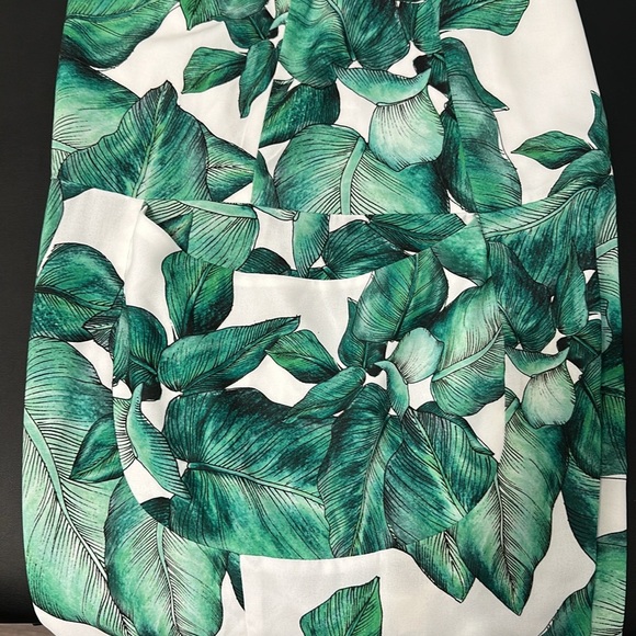 Cameo Collective Palm Leaf Romper XS – Tropical Green Print NWT - Picture 9 of 10